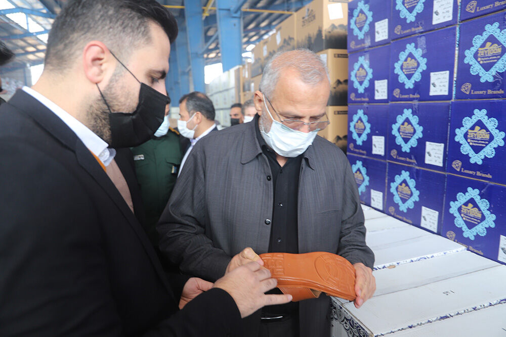 افتتاح دو واحد صنعتی در قم| به صنایع آلاینده مجوز داده نمیشود