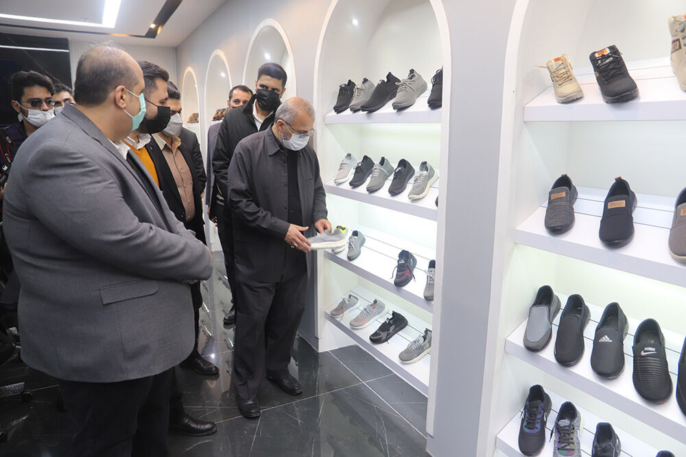 افتتاح دو واحد صنعتی در قم| به صنایع آلاینده مجوز داده نمیشود