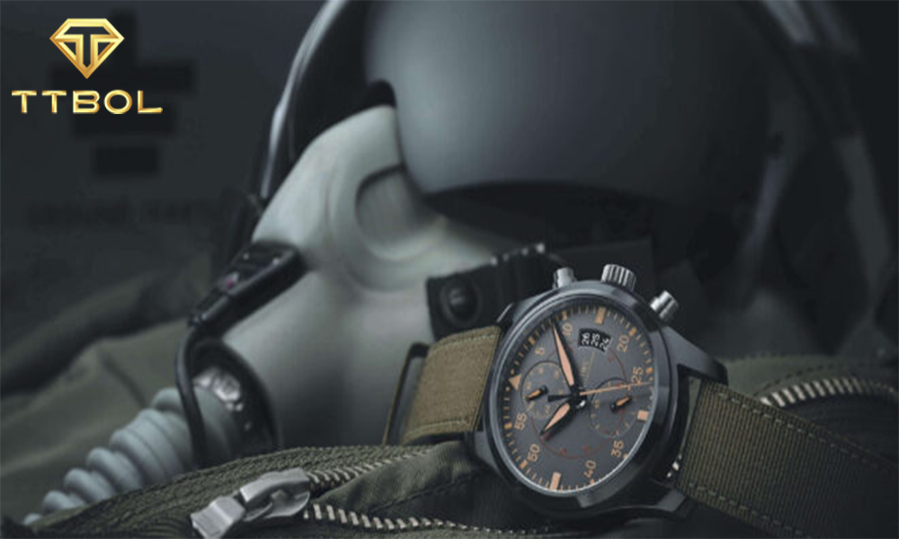 ساعت خلبانی چیست و چه کاربردی دارد؟