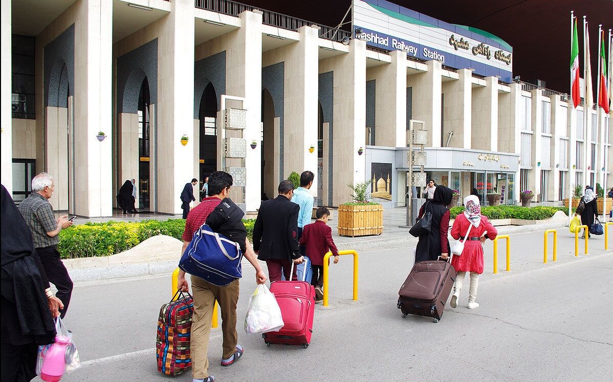 آمار سفر به مشهد افزایش یافت| ضرورت افزایش ناوگان حمل ونقل عمومی برای موج سفر های نوروزی