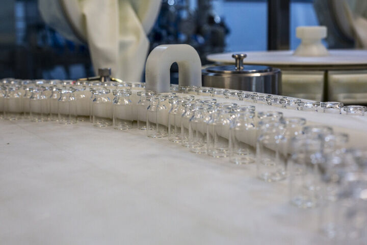 توزیع واکسن آنفلوآنزای ایرانی در داروخانهها| قیمت واکسن اعلام شد توزیع واکسن آنفلوآنزای ایرانی در داروخانهها| قیمت واکسن اعلام شد