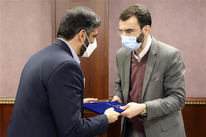 مدیرعامل جدید سازمان منطقه آزاد کیش منصوب شد مدیرعامل جدید سازمان منطقه آزاد کیش منصوب شد