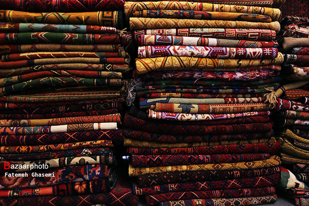 تعهد پیمان ارزی مانع بزرگ برای صادرات فرش دستباف| بازارهای جهانی دودستی تقدیم هندوستان و پاکستان شد