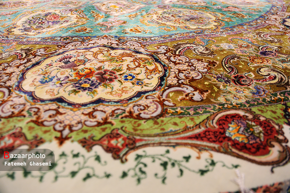 «فرش تبریز» در آستانه از دست دادن بازارهای بین المللی| جام جهانی فوتبال کورسوی امید صادرکنندگان فرش