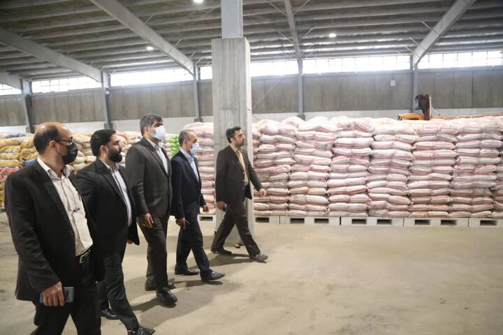 ذخیره کالاهای اساسی در قم وضعیت مطلوبی دارد ذخیره کالاهای اساسی در قم وضعیت مطلوبی دارد