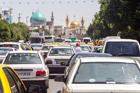افزایش ترافیک در راه‌های مواصلاتی و اماکن اقامتی مشهد |خراسان رضوی عید فطر بارانی است