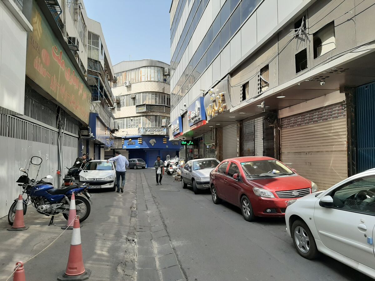 گران فروشی دیناپارت در بازارلوازم یدکی خودرو| تعطیلی بدون نظارت بهانه گرانی شد