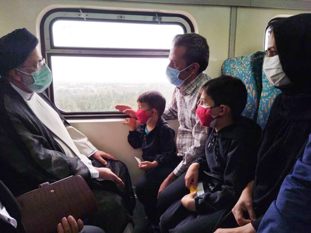 انتقاد از کندی اجرای پروژه ۱۵ ساله مترو کرج| رونمایی از هزینه سفر استانی