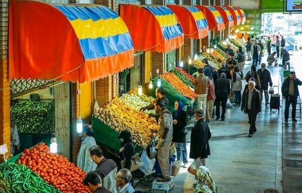 واقعیت اعتصاب میادین چیست؛ اعتراض غرفه های شهرداری به قیمت گوجه فرنگی  واقعیت اعتصاب میادین چیست؛ اعتراض غرفه های شهرداری به قیمت گوجه فرنگی