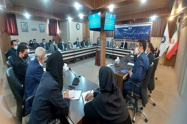 همدان توان باراندازی صادراتی خوبی دارد| معطل ماندن ایجاد حملونقل بین المللی