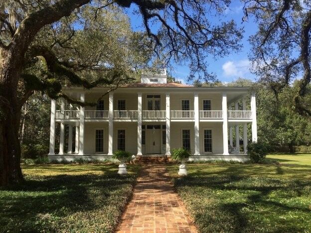 مقایسه طراحی ویلا مدرن با سبک های دیگر