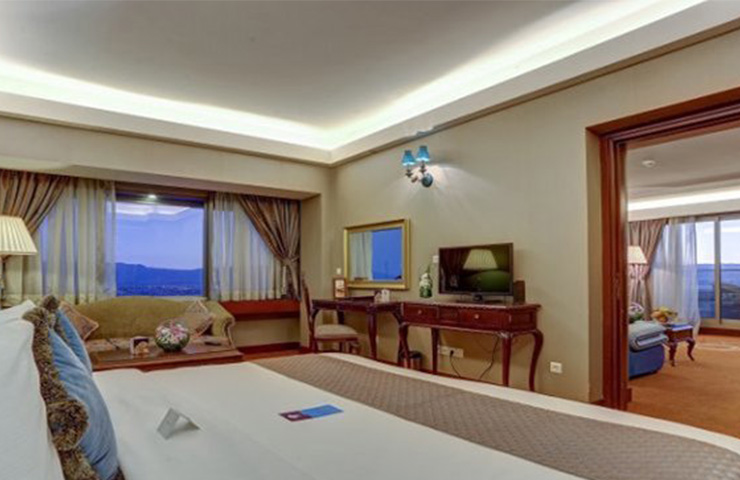 معرفی انواع اتاق های هتل بزرگ شیراز