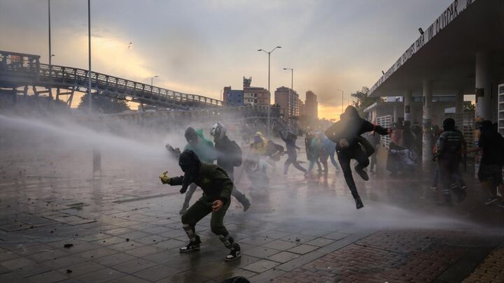 کلمبیا ; یکسال درآشوب