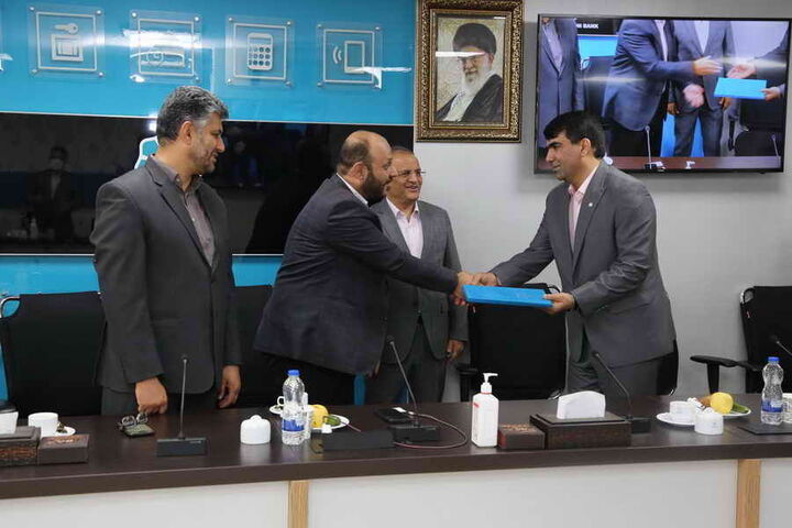 محمد شیخ حسینی سرپرست بانک توسعه تعاون شد محمد شیخ حسینی سرپرست بانک توسعه تعاون شد