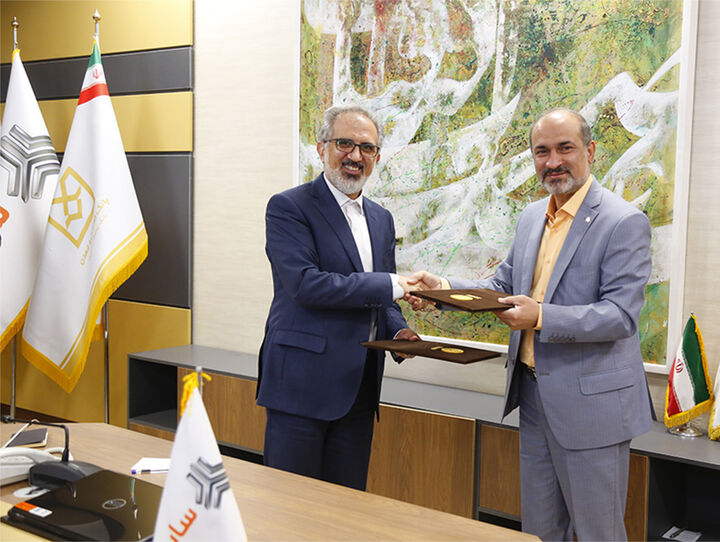 امضای تفاهمنامه توسعه همکاری سایپا و بانک صنعت و معدن
 امضای تفاهمنامه توسعه همکاری سایپا و بانک صنعت و معدن