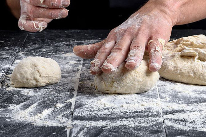 موفقیت یک کولبر سابق در ایجاد نانوایی سنگکی