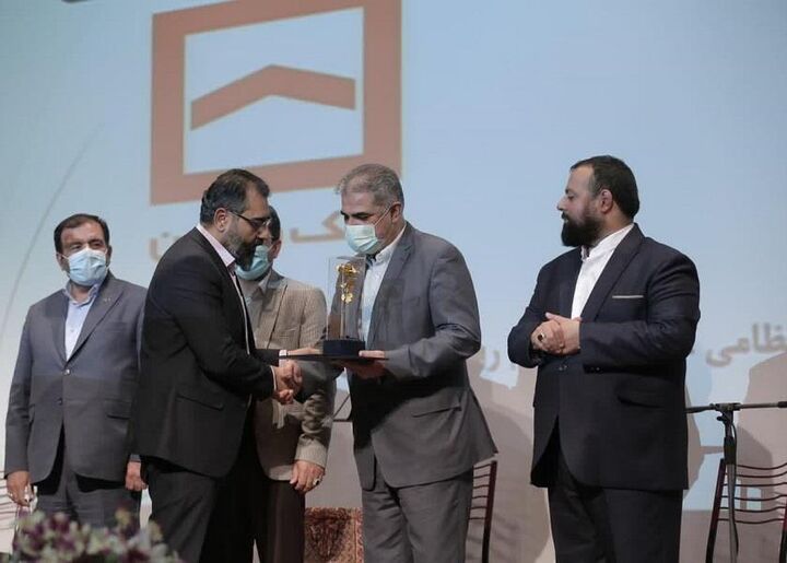 کسب رتبه برتر توسط روابط عمومی بانک مسکن در مجموعه وزارت راه و شهرسازی  کسب رتبه برتر توسط روابط عمومی بانک مسکن در مجموعه وزارت راه و شهرسازی