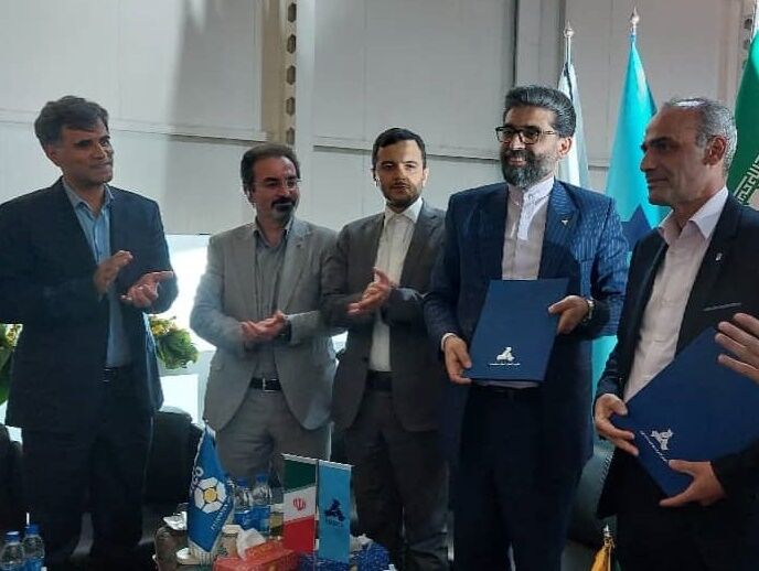 امضای تفاهم نامه همکاری مشترک ایدرو و انجمن سازندگان تجهیزات صنعت نفت
 امضای تفاهم نامه همکاری مشترک ایدرو و انجمن سازندگان تجهیزات صنعت نفت