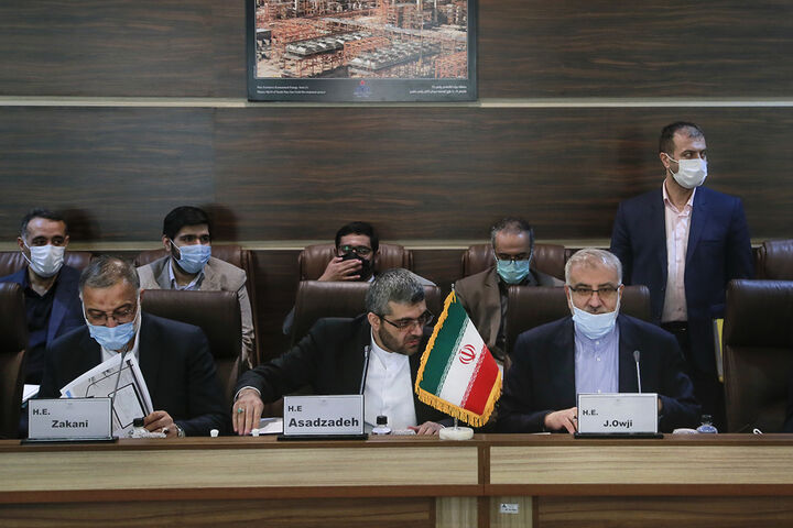 نشست هیئت‌های عالی‌رتبه اقتصادی و تجاری ایران و روسیه