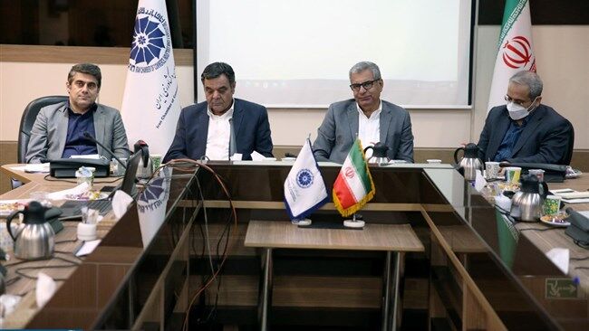 آییننامه تعیینصلاحیت، به پیمانکاران قدیمی ضربه میزند  آییننامه تعیینصلاحیت، به پیمانکاران قدیمی ضربه میزند