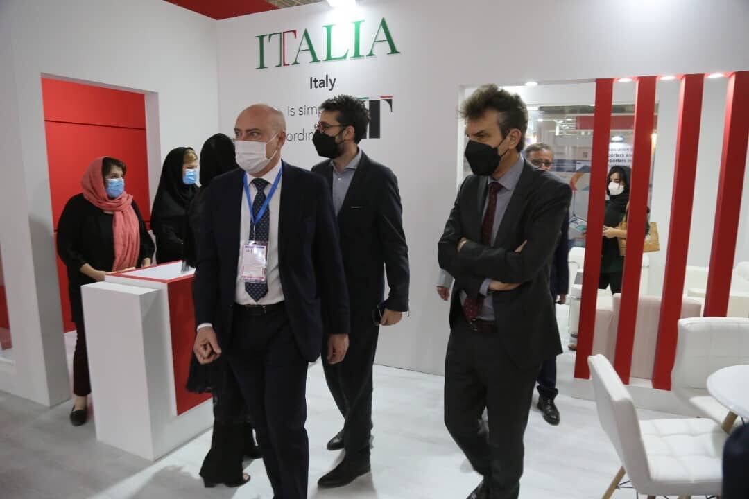 برنامه ریزی شرکت های ایتالیایی برای سرمایه گذاری در صنعت تجهیزات پزشکی و سلامت ایران