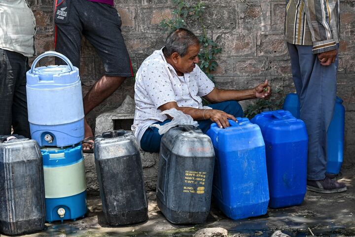 آب رسانی با قطار در هند