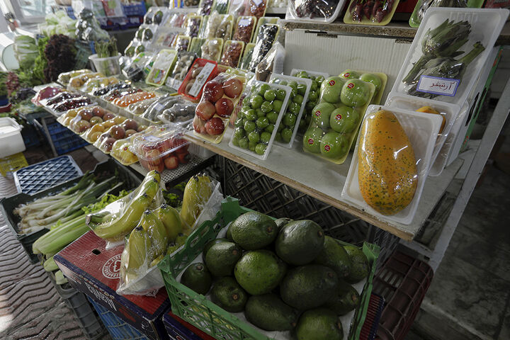  مصرف میوه عیدانه هم کم شد| قیمت میوه های نوبرانه به زودی کاهش می یابد