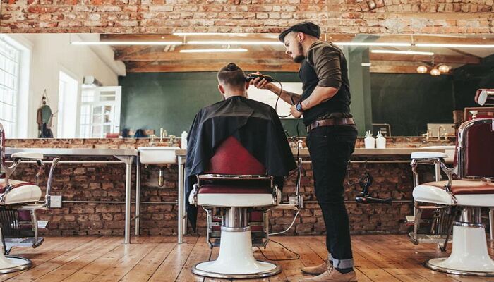 حرفه آرایشگری در حال نابودی است