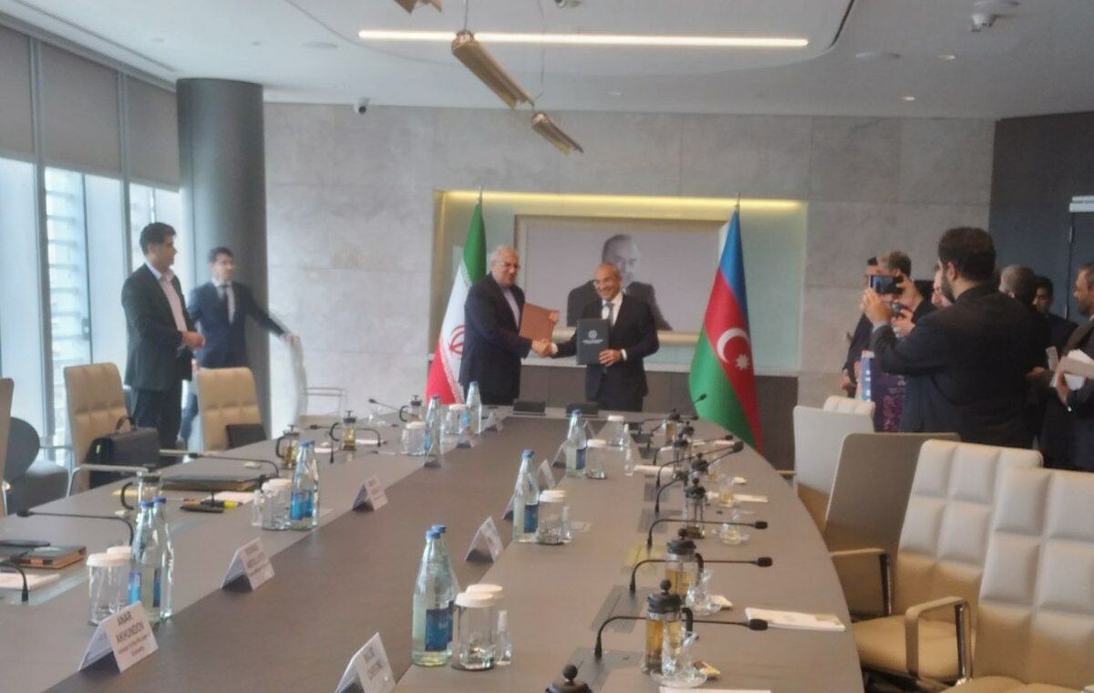 امضای تفاهم نامه انتقال گاز ترکمنستان به جمهوری آذربایجان از طریق ایران