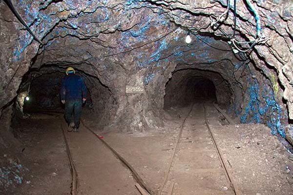 ژئوتوریسم ظرفیت نهفته در خراسان رضوی| مسیر گردشگری معدن فیروزه نیشابور ناهموار است