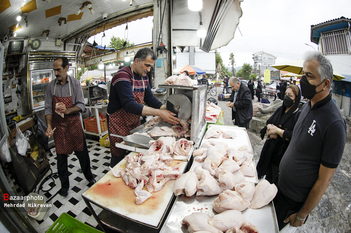 قیمت مرغ از نرخ مصوب سبقت گرفت| ریزش مشتریان کالاهای اساسی در بازار