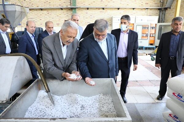 بازدید استاندار آذربایجان غربی از ۲ واحد تولیدی و صنعتی ارومیه بازدید استاندار آذربایجان غربی از ۲ واحد تولیدی و صنعتی ارومیه