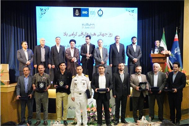 قیمت سفرهای دریایی کاهش می یابد| کاهش سوخت یارانه شناورهای مسافری از ٢٣ هزار تومان به ٣٠٠ تومان