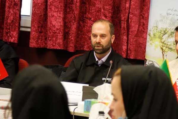 سهم ۳۰ درصدی بارز کردستان در زمینه تولید لاستیک/میزان تولید روزانه به بیش از ۱۶ هزار حلقه رسید سهم ۳۰ درصدی بارز کردستان در زمینه تولید لاستیک/میزان تولید روزانه به بیش از ۱۶ هزار حلقه رسید