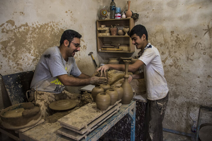 سفالگری؛ جادوی آب، خاک و رنگ