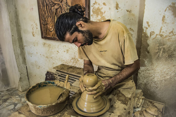 سفالگری؛ جادوی آب، خاک و رنگ