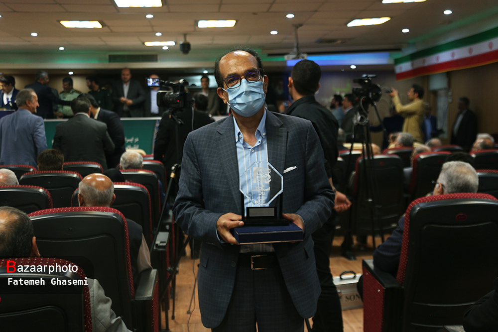 نوده فراهانی: مالیات چندین برابری ظلم است| استاندار تهران: تاکید رئیسی بر مدارا در برای اخذ مالیات