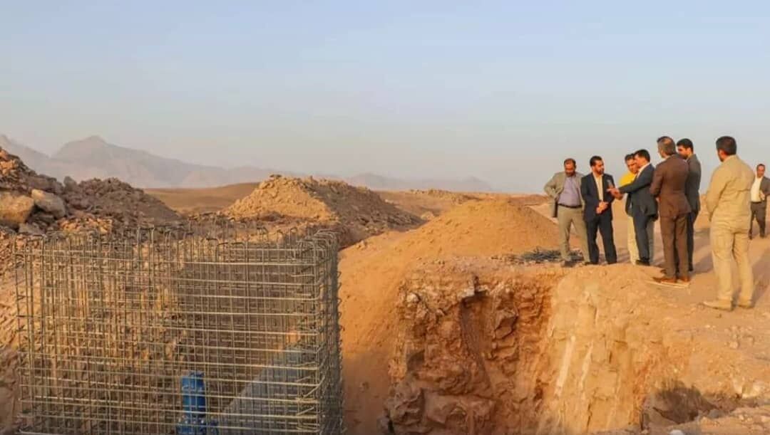 کاهش دغدغه یزدیها با اجرای خط پدافندی آب| کمبود آب شرب همچنان باقی است