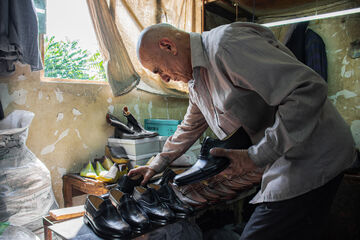 شهر هیدج یکی از سه قطب اصلی تولید کفش در ایران است