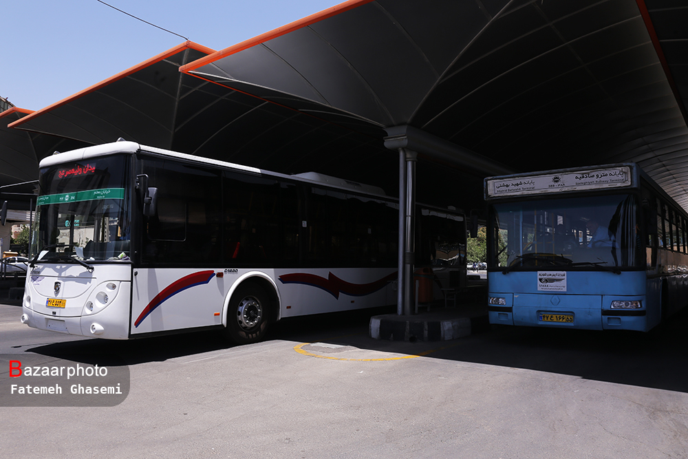 نشست نایب رئیس مجلس با وزیر کشور برای تأمین اتوبوس‌های شهری و بین شهری
