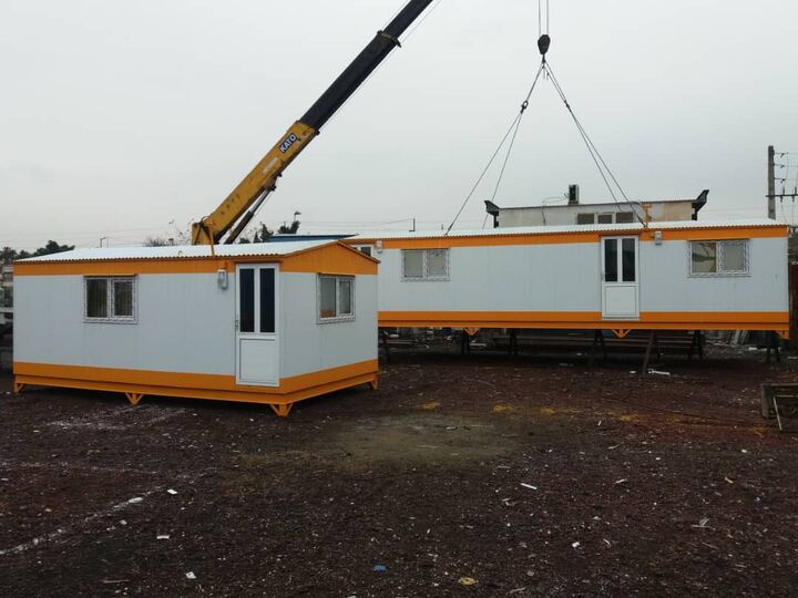 اختصاص ۵۰ کانکس برای اسکان زلزله زدگان سایه خوش اختصاص ۵۰ کانکس برای اسکان زلزله زدگان سایه خوش