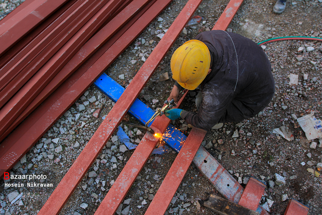 مصوبه شورای عالی کار در ۸۰ درصد موارد اجرایی نمیشود | امنیت شغلی مطالبه کارگران