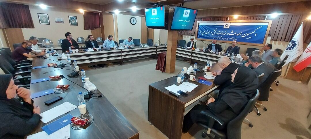 روند طولانی اخذ پروانه ساختمانی چالشی جدی در همدان| حادثه متروپل حساسیت ها را افزایش داد