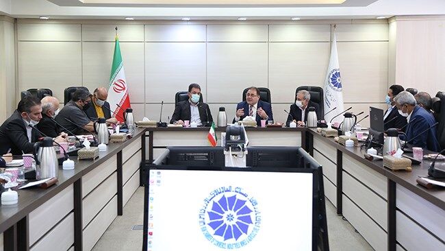 در برنامه هفتم توسعه، عملگرایی جایگزین آرمانگرایی شود در برنامه هفتم توسعه، عملگرایی جایگزین آرمانگرایی شود