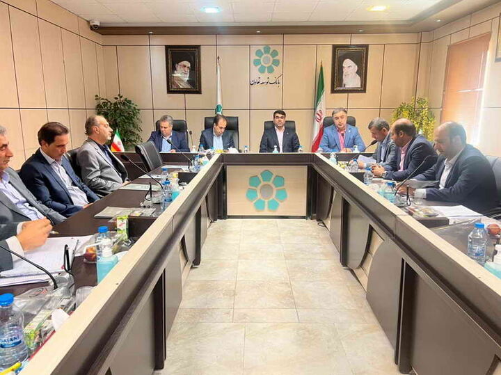 نیروی انسانی کیفی و متخصص عامل پیشبرد هر کسب و کار است نیروی انسانی کیفی و متخصص عامل پیشبرد هر کسب و کار است