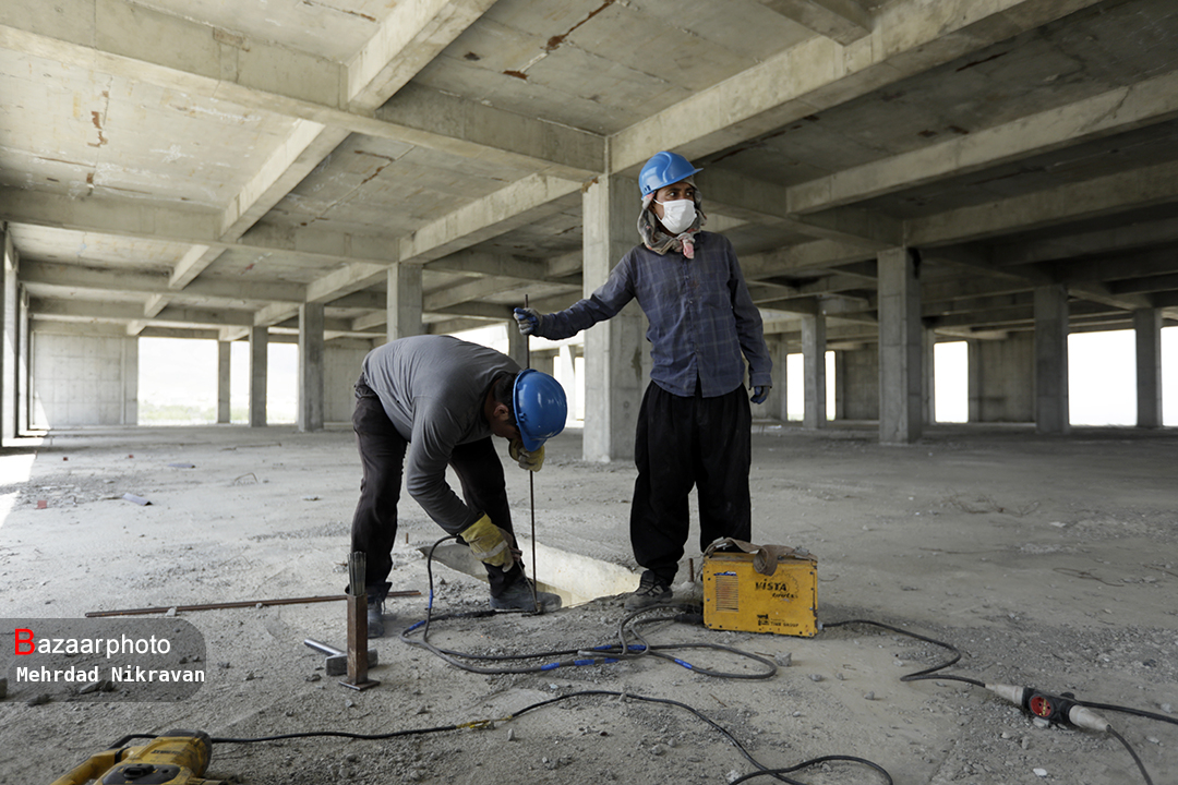 قیچی تورم باز هم سفره کارگران را کوتاه کرد| وعده های بی سرانجام و معیشت سخت