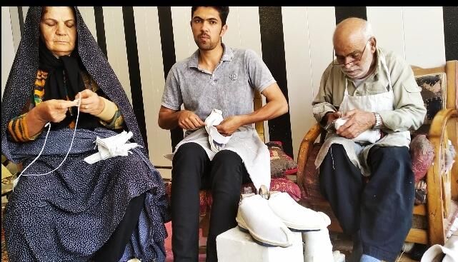 کپیکاری بلای جان صنایعدستی اصیل دهاقان| صادرات «گیوه» به مدار فراموشی رفت