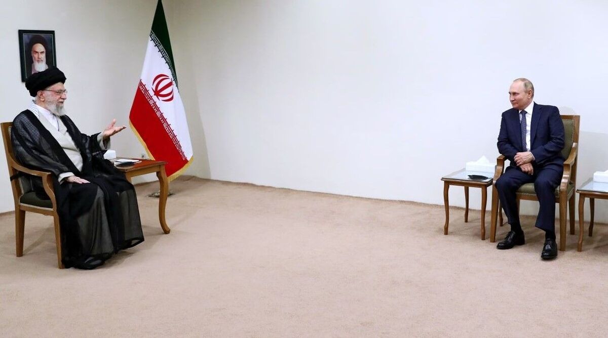 دلار به تدریج از معاملات جهانی حذف شود| همکاری های ایران و روسیه باید به اوج خود برسد