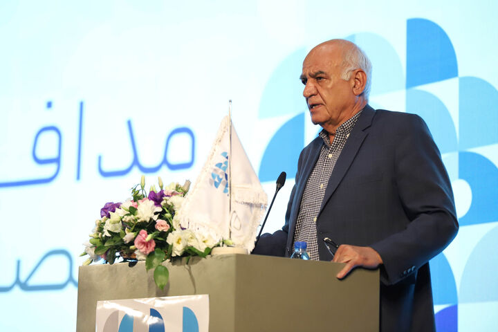 همایش مدافعان اقتصاد مردمی