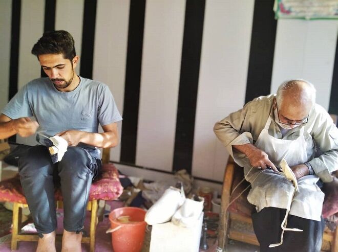 کپیکاری بلای جان صنایعدستی اصیل دهاقان| صادرات «گیوه» به مدار فراموشی رفت